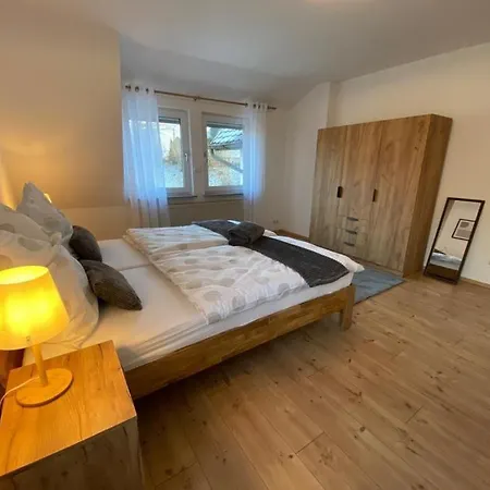 Burgblick Apartment *